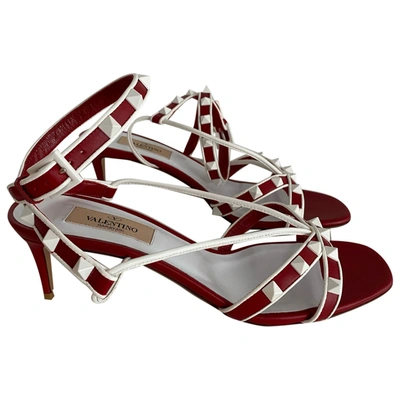 Pre-owned Valentino Garavani Leather Sandals In Red