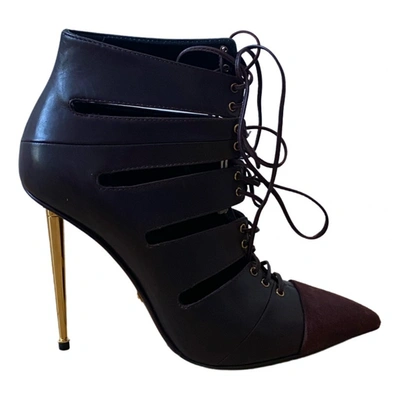 Pre-owned Tom Ford Leather Ankle Boots In Burgundy