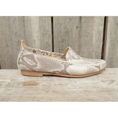 Pre-owned Kjacques Leather Flats In Beige