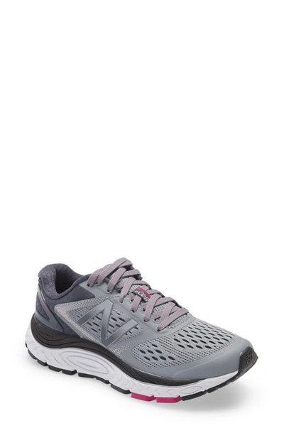 New Balance 840v4 Running Shoe In Grey/red