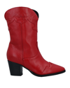 Todai Ankle Boots In Red