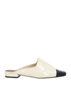 L'autre Chose L' Autre Chose Woman Mules & Clogs Black Size 9 Soft Leather In White