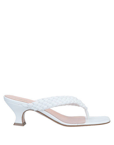 Anna F. Toe Strap Sandals In White