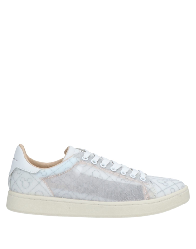 Moa Master Of Arts Sneakers In White