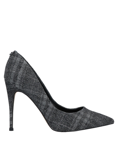 Guess Pumps In Grey