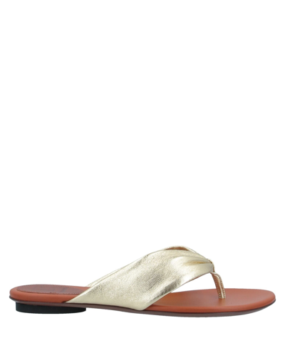 L'autre Chose Toe Strap Sandals In Gold