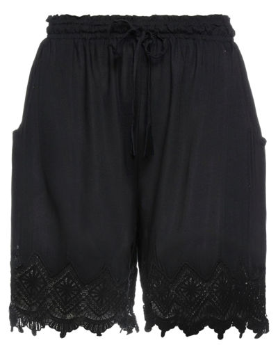 Iconique Shorts & Bermuda Shorts In Black