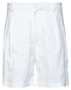 Low Brand Shorts & Bermuda Shorts In White