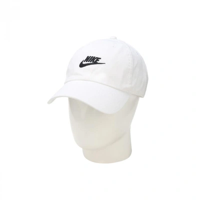 Nike Sportswear Heritage86 Futura Washed Hat In White/white/black