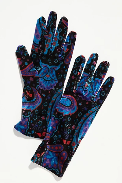 Free People Silent Disco Velvet Gloves In Black | ModeSens