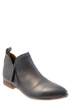 Bueno Vale Bootie In Navy Metallic