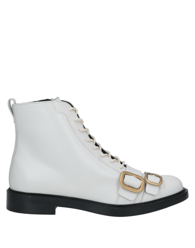 Tod's Ankle Boots In White