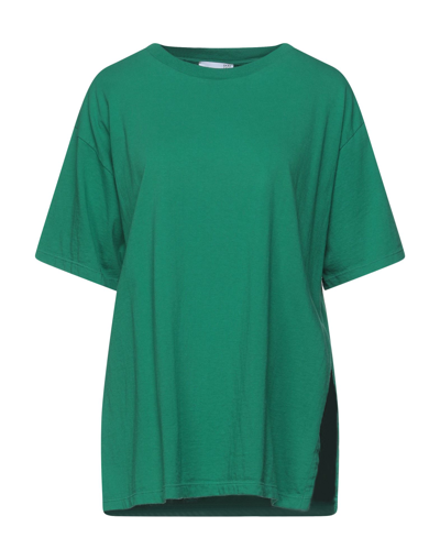 Douuod T-shirts In Green