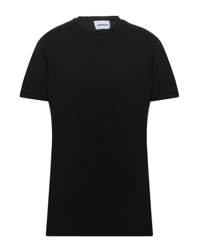 Numero 00 T-shirts In Black