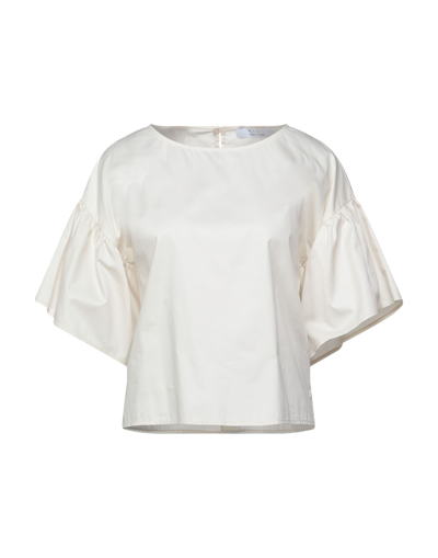 Kaos Blouses In White