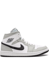 Jordan Air  1 Mid Sneakers In 灰色