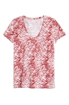 Caslon ® Rounded V-neck T-shirt In White- Red Pink Marks