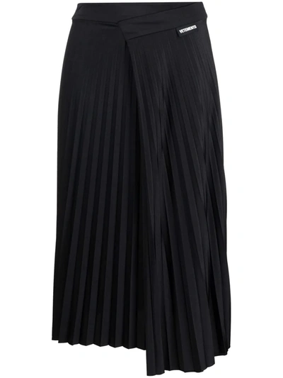 Vetements Pleated Asymmetric Midi Skirt In Black