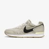 Nike Venture Runner Men's Shoes In Light Bone,sail,gum Light Brown,black