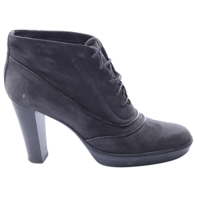 Pre-owned Tod's Leather Ankle Boots In Black