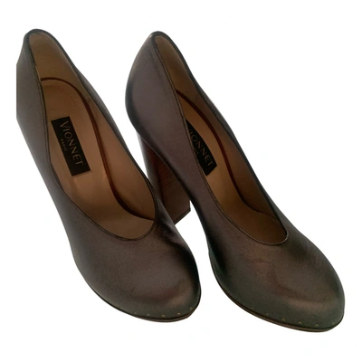 Pre-owned Vionnet Leather Heels In Grey