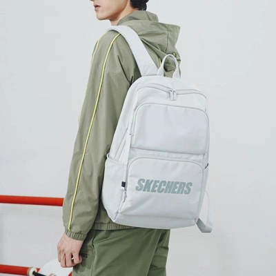 Skechers 【情侣书包】2021年新款男女同款时尚情侣款休闲便携双肩背包 In White