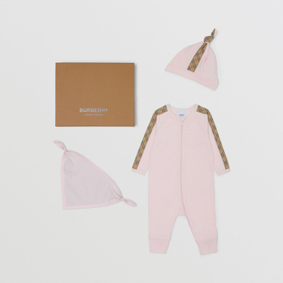 Burberry Childrens Check Trim Cotton Three-piece Baby Gift Set In Alabaster Pink