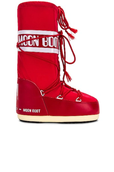 Moon Boot Nylon Classic Boot In Red