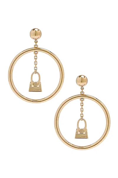 Jacquemus L`anneau Chiquito Earrings With Circle Pendant In Gold