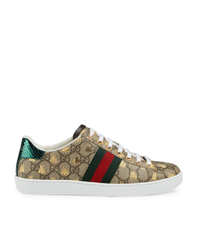 GUCCI GG SUPREME CANVAS BEE MOTIF ACE SNEAKERS,15397476