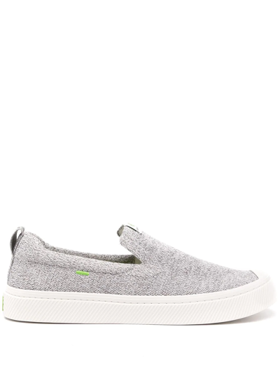 Cariuma Ibi Slip-on Knit Trainers In Grey