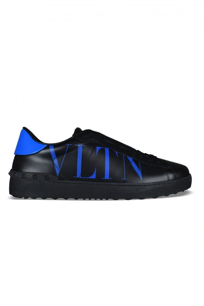 Valentino Garavani Luxury Sneakers For Men    Open Sneakers In Black Leather With Blue Details