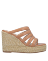 Stuart Weitzman Sandals In Beige