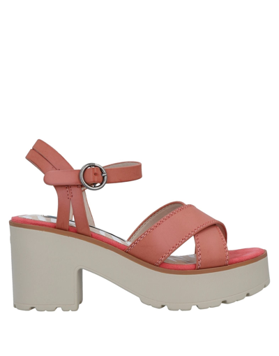 Mtng Sandals In Pastel Pink