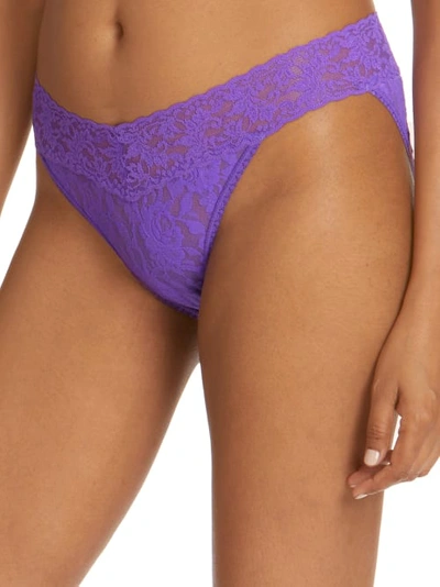 Hanky Panky Signature Lace V-kini In Purple