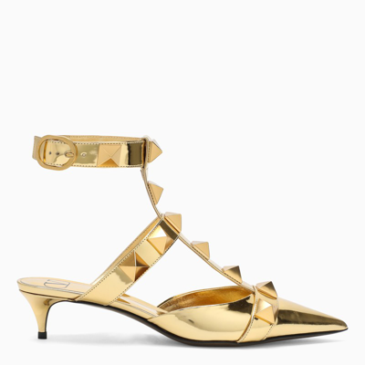 Valentino Garavani Gold Patent Leather Roman Stud Pumps In Metal