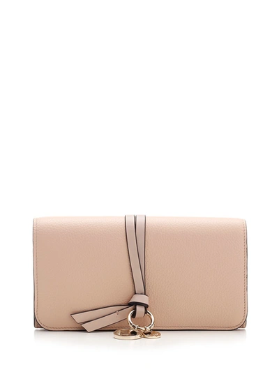 Chloé Logo Charm Laced Wallet In Pink