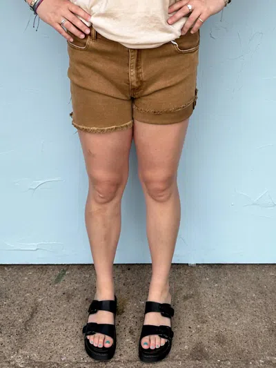 42pops Frayed Hem Cutoff Short In Brown