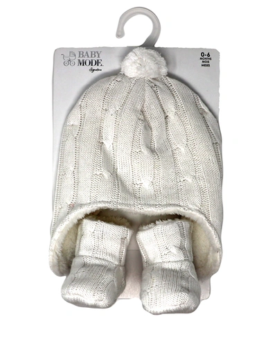 Baby Mode Signature Cable Knit Fleece Lined Baby Hat And Boots In Cream