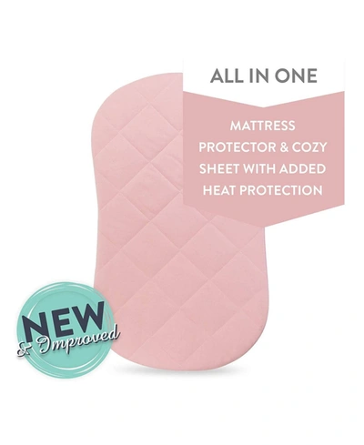 Ely's & Co. Water Resistant Quilted Hourglass Bassinet Sheet With Heat Protection In Pink