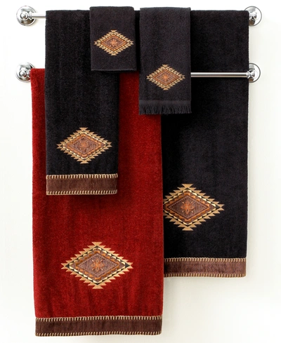 Avanti Mojave Aztec Medallion Egyptian Cotton Hand Towel, 16" X 30" In Black