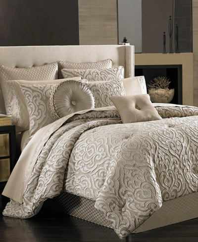 J Queen New York Astoria California King 4-pc. Comforter Set Bedding In Sand