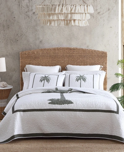 Tommy Bahama Home Tommy Bahama Palm Island Cotton Reversible Quilt, King Bedding In Open Gray