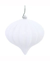 Vickerman 5.7" X 5.5" Whiteonion Ornament Features A Shiny