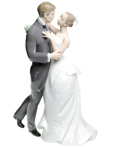 Lladrò Collectible Figurine, Lovers Waltz