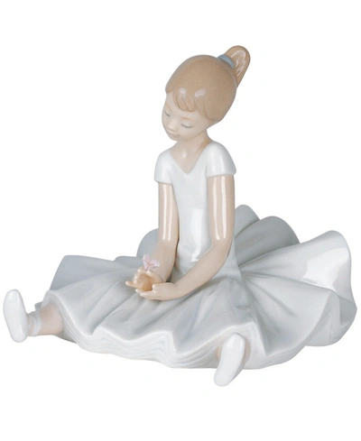 Lladrò Nao By Lladro Dreamy Ballet Collectible Figurine