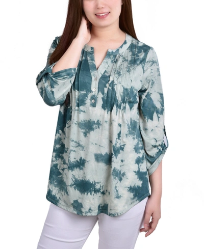 Ny Collection Petites Womens Printed Pintuck Henley In Seafoam Tiedye