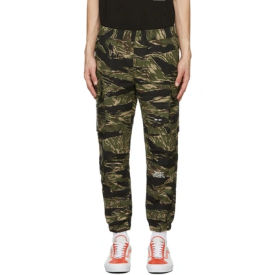 Aape By A Bathing Ape Camouflage-print Trousers In Grün