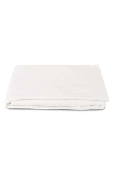 Matouk Bergamo 500 Thread Count Cotton Percale Fitted Sheet In White