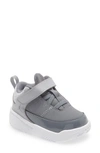 Nike Kids' Jordan Max Aura 3 Basketball Sneaker In Wolf Grey/ Cool Grey/ White
